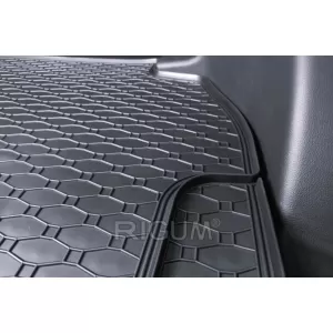 Rubber trunk mat by Rigum suitable for Toyota C-HR Hybrid after 2024 with the trunk floor in the lower position