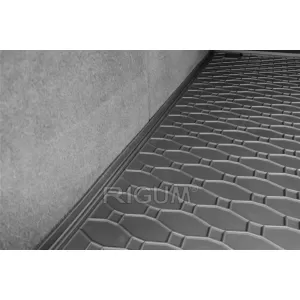 Rubber trunk mat by Rigum for Volkswagen Touareg 2003-2018 for models with dual-zone climate control-image-6225828