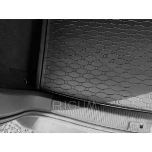 Rubber trunk mat by Rigum suitable for Volkswagen Golf 5 wagon 2003-2008, Golf 6 wagon 2008-2013, black-image-6225961