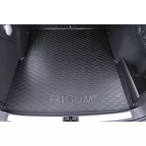 Rubber trunk mat by Rigum suitable for Volkswagen Passat wagon, Skoda Superb wagon after 2024