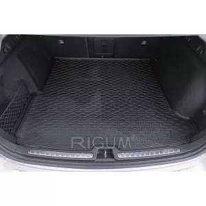 Rubber trunk mat by Rigum suitable for Volvo V60, V60 Recharge after 2018