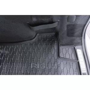 Rubber trunk mat suitable for Volvo V90 after 2016
