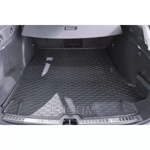 Rubber trunk mat suitable for Volvo V90 after 2016