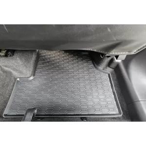 Mochete din cauciuc specifice de la Geyer & Hosaja potrivite pentru Opel Mokka 2012-2019, Chevrolet Trax 2013-2019, set de 4 piese, culoare neagră-image-6228290