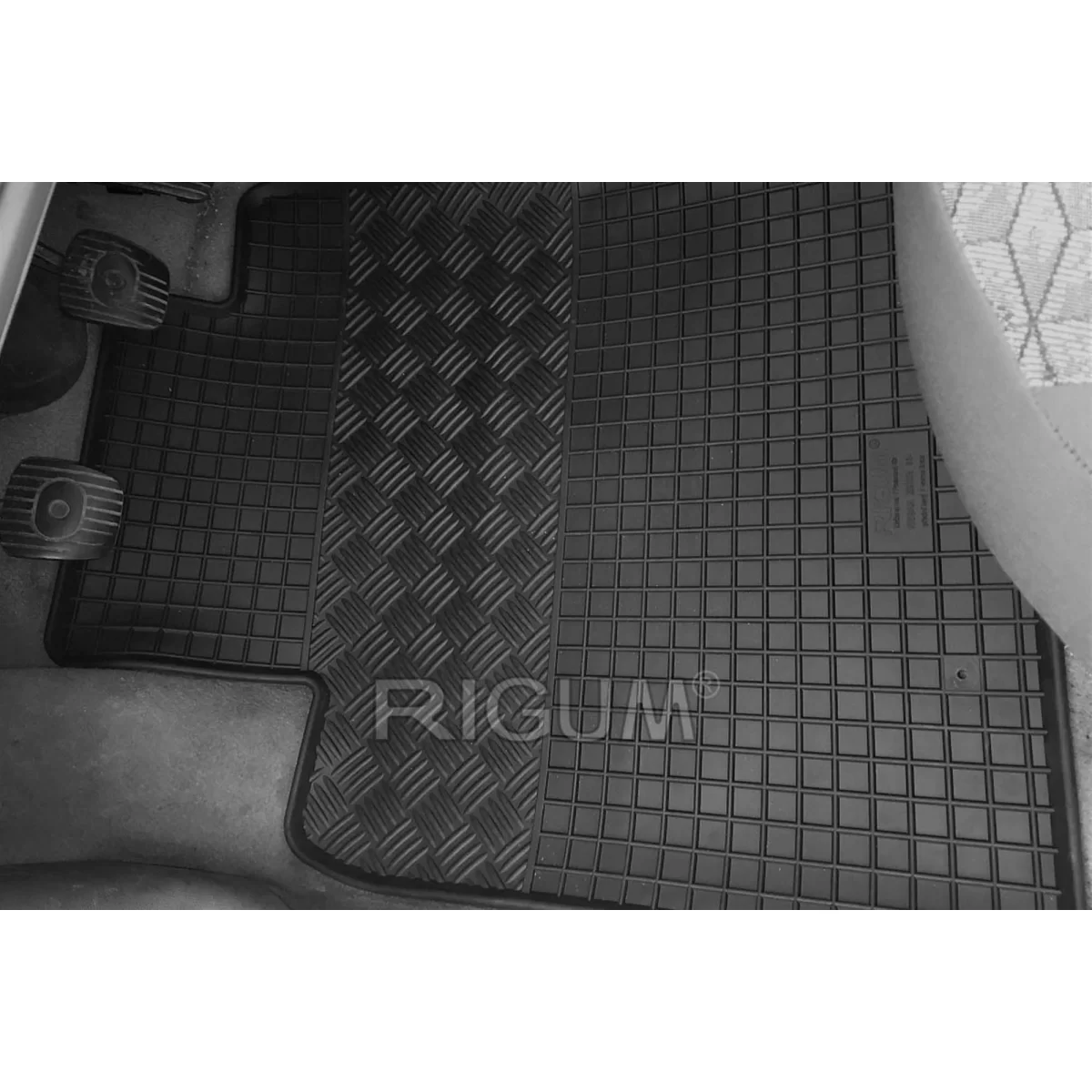 modal-image-6228679