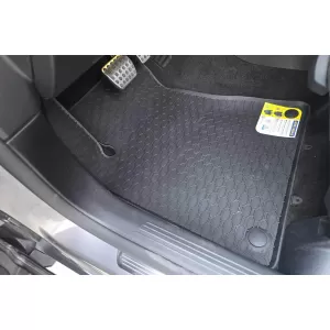 Mochete din cauciuc specifice, potrivite pentru Mercedes A class W177, B class W247 după 2018, CLA C118, GLA H247 după 2019, set de 4 piese, culoare neagră-image-6229141