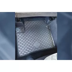 Mochete din cauciuc Gumarny Zubri potrivite pentru KIA Niro HEV, PHEV după 2022, set de 4 piese, culoare neagră-image-6232042