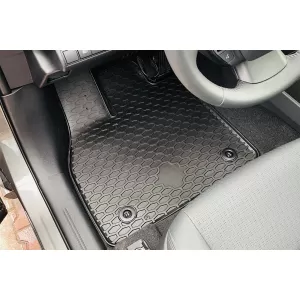 Mănuși din cauciuc Gumarny Zubri potrivite pentru Toyota bZ4X, Subaru Solterra după 2022, set de 4 piese, culoare neagră-image-6232057