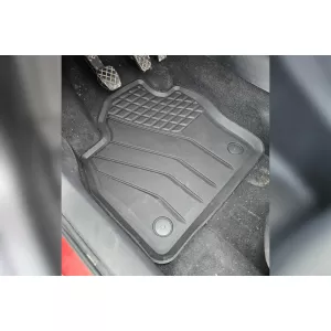 Mochete din cauciuc specifice de la SPARTline potrivite pentru Audi A1, Seat Ibiza, Arona, Volkswagen Polo după 2017, Skoda Fabia după 2021, set de 4 piese, culoare neagră-image-6232920