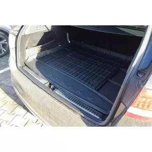Frogum ProLine rubber trunk mat suitable for Mercedes GLC X253 after 2016