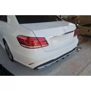 Pacchetto di tuning tipo 63 adatto per Mercedes E-Class W212 sedan 2014-2016-image-6236062