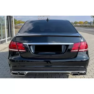 Pacchetto di tuning tipo 63 adatto per Mercedes E-Class W212 sedan 2014-2016-image-6236068