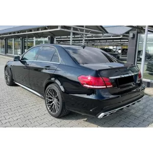 Pacchetto di tuning tipo 63 adatto per Mercedes E-Class W212 sedan 2014-2016-image-6236070