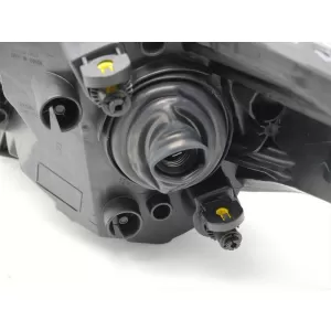 Faro riflettore sinistro adatto per Ford Ka+ 2018-2020 con base nera-image-6236822