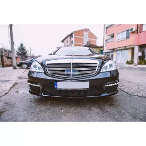 Un pacchetto di design tipo S65 adatto per Mercedes S-Class W221 a passo lungo 2006-2013 con minigonne laterali-image-6237525