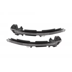 Indicatori di direzione dinamici a LED fumé adatti per specchietti su Seat Leon 2012-2020, Arona, Ibiza dopo il 2017-image-6238294