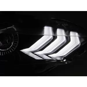 Set di fari a LED tuning adatto per Ford Mustang 2018-2021 con base nera, per il modello con luci DRL di fabbrica, sinistro e destro-image-6238406