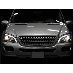 Set di fari tuning adatto per Mercedes ML W164 2005-2008 con base cromata, sinistro e destro-image-6238469
