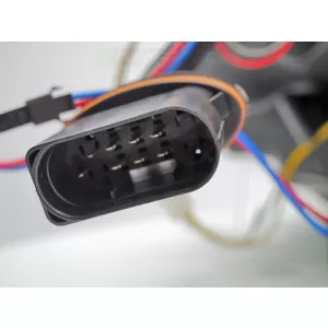 Set di fari a LED adatto per Mercedes C-Class W205 2014-2018 con base nera, sinistro e destro, per il modello con fari alogeni standard-image-6238475