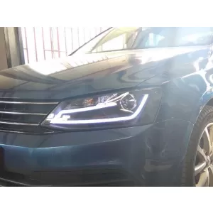 Set di fari tuning adatto per VW JETTA VI dopo il 01.2011, sinistro e destro-image-6238685