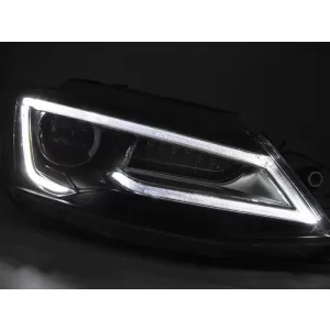 Set di fari a LED tuning adatto per Volkswagen Jetta 2011-2018 con base nera, per il modello con luci alogene di fabbrica, con indicatori di direzione dinamici, sinistro e destro-image-6238785