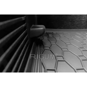 Rubber trunk mat suitable for Opel Astra J hatchback after 2010