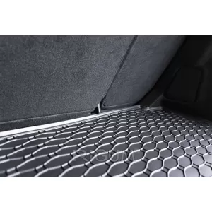 Rubber trunk mat suitable for Peugeot 308 hatchback after 2013