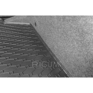 Rubber trunk mat suitable for Seat Ibiza after 2017