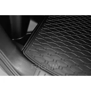 Rubber trunk mat by Rigum suitable for Suzuki Vitara after 2015, Vitara Hybrid after 2020, black