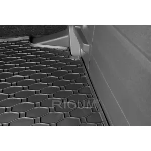 Rubber trunk mat by Rigum suitable for Skoda Fabia hatchback after 2021
