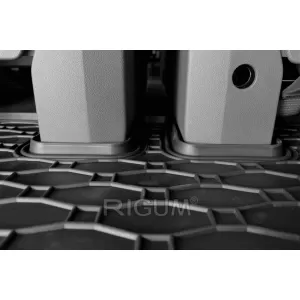 Rubber trunk mat by Rigum suitable for Volkswagen T7 Multivan after 2022 L1