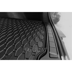 Rubber trunk mat by Rigum suitable for Volvo XC40, XC40 Recharge after 2018