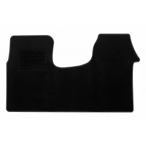 Textile floor mats by Rigum suitable for Nissan Primastar 2002-2016 2/3m, set of 4 pieces, black