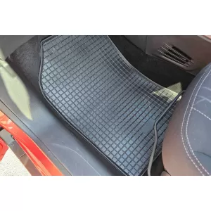 Mochete din cauciuc specifice, potrivite pentru Peugeot 208 2012-2019, Peugeot 2008 2013-2019, set de 4 piese, culoare neagră-image-6248869