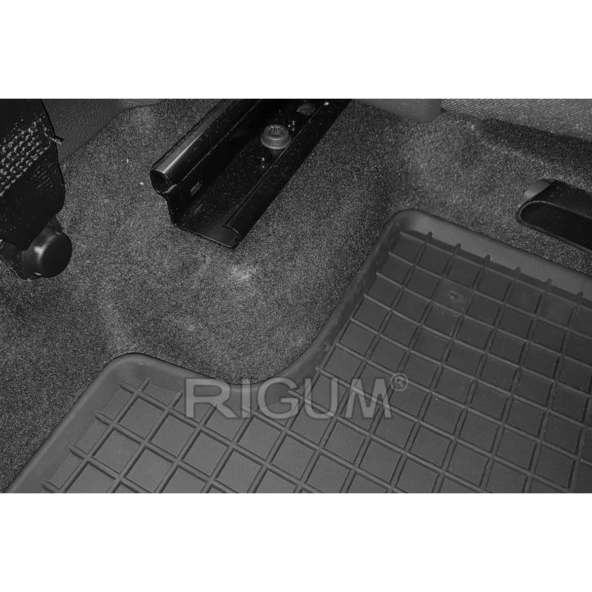 modal-image-6249561