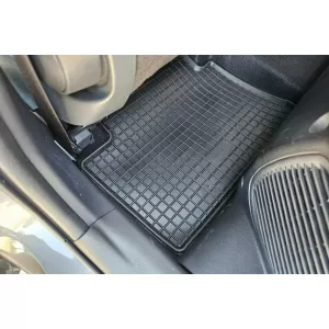 Mochete de cauciuc specifice, potrivite pentru Toyota Yaris, Yaris Hybrid, Yaris Cross după 2020, Mazda 2 Hybrid după 2022, set de 4 piese, culoare neagră-image-6249950