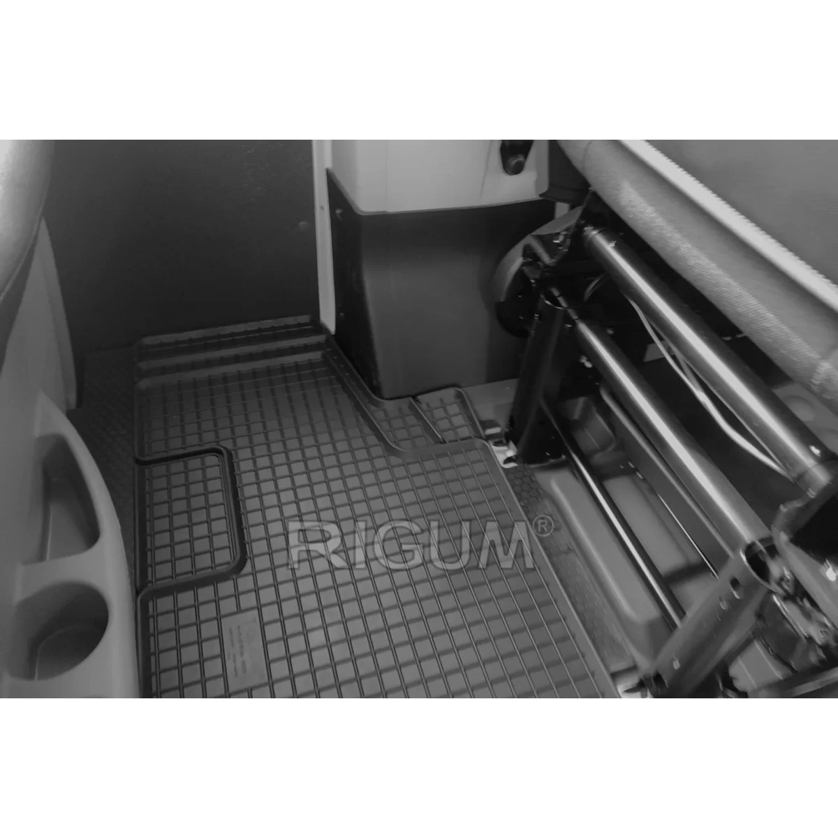 modal-image-6249994