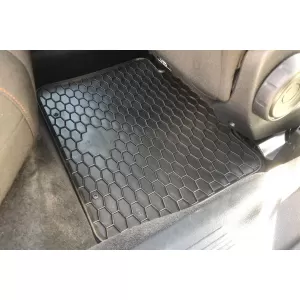 Mănuși din cauciuc Gumarny Zubri potrivite pentru Peugeot 508 după 2018, Citroen DS9 după 2020, set de 4 piese, culoare neagră-image-6252310