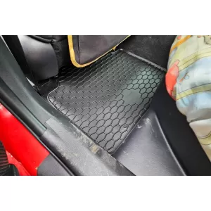 Mochete din cauciuc Gumarny Zubri potrivite pentru Toyota Camry după 2018, set de 4 piese, culoare neagră-image-6252360