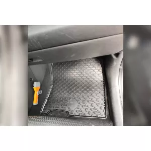 Mănuși din cauciuc Gumarny Zubri potrivite pentru Hyundai Kona Electric 2019-2023, set de 4 piese, culoare neagră-image-6252451