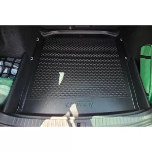 Covor de portbagaj TPE de la Gumarny Zubri, potrivit pentru Skoda Octavia hatchback după 2020, cu podeaua portbagajului în poziția inferioară-image-6253757