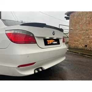 image-54-BMW E60 M4 Style csomagtartó spoiler, zongoralakk fekete ABS / 2004-2010