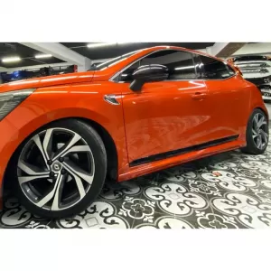 image-58-Clio 5 Sport küszöb spoilerek, nyers felület, vákuum műanyag / 2019 -