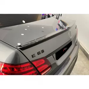 image-24-W212 Sedan hátsó csomagtér AMG spoiler zongoralakk fekete ABS / 2009-2016