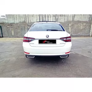 image-43-Skoda Superb Mk3 sport diffúzor R+L króm kipufogóvégekkel, zongoralakk fekete, vákuum műanyag / 2015-