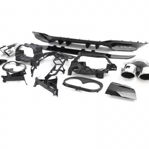 Diffusore posteriore sportivo nero con terminali di scarico cromati adatto per Mercedes A-Class W177 dal 19-image-6264006
