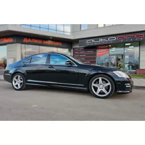 Un pacchetto di design tipo S63 adatto per Mercedes S-Class W221 2006-2013 per passo corto e lungo, senza soglie-image-6265056
