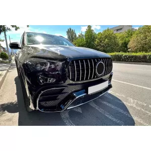 Un pacchetto di design tipo 63 adatto per Mercedes GLE SUV W167 2018-2023, dopo il 2024 con elementi in cromo e terminali in cromo-image-6265088