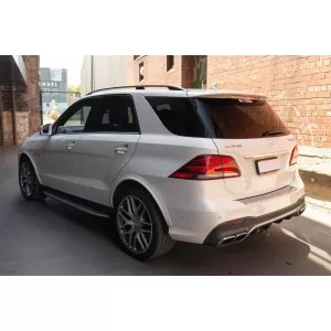 Un pacchetto di design tipo 63 adatto per Mercedes GLE W166 2015-2019 con paraurti posteriore-image-6265145