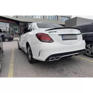 Un pacchetto di design tipo C63 adatto per Mercedes Classe C W205 berlina 2013-2019-image-6265298